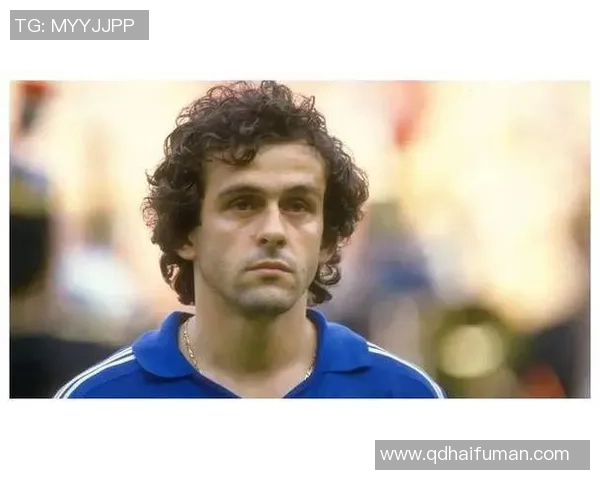 00年代足球女球星风采展现与时代背景的完美融合 00年代足球女球星风采展现与时代背景的完美融合