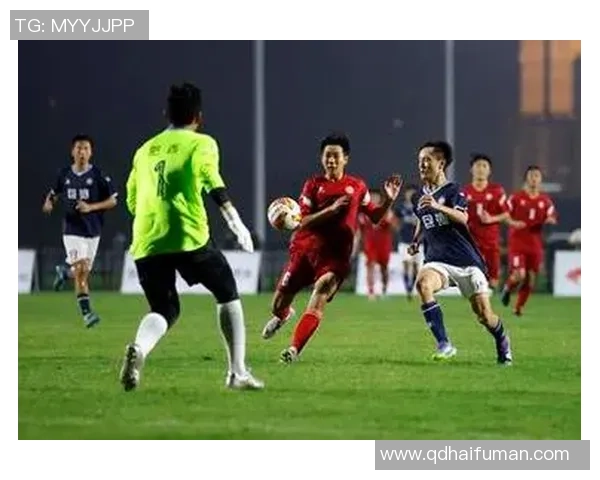 44岁足球球星依然驰骋绿茵场展现惊人状态刷新职业生涯新高度