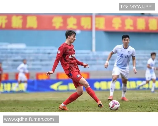 上海本土男足球员崛起与发展历程解析 上海本土男足球员崛起与发展历程解析