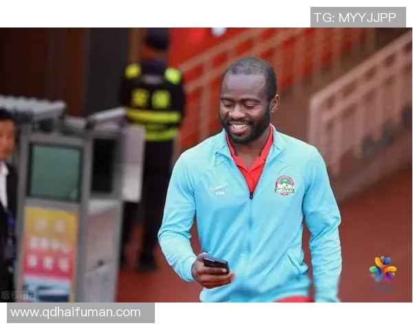 中国足球球星回归老东家重燃昔日辉煌为球队注入新活力