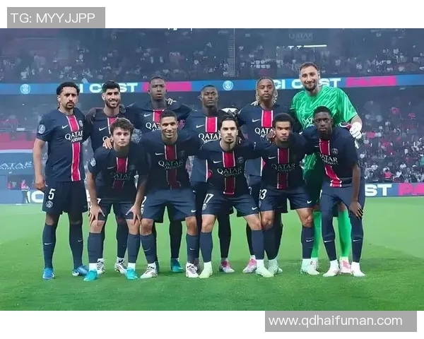 大巴黎足球明星阵容分析 知名球员与未来发展前景探讨