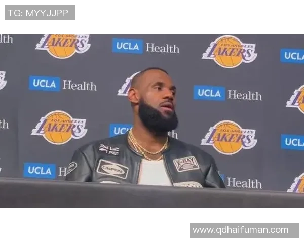 詹姆斯:从篮球场到足球场的传奇跨界之路 詹姆斯:从篮球场到足球场的传奇跨界之路